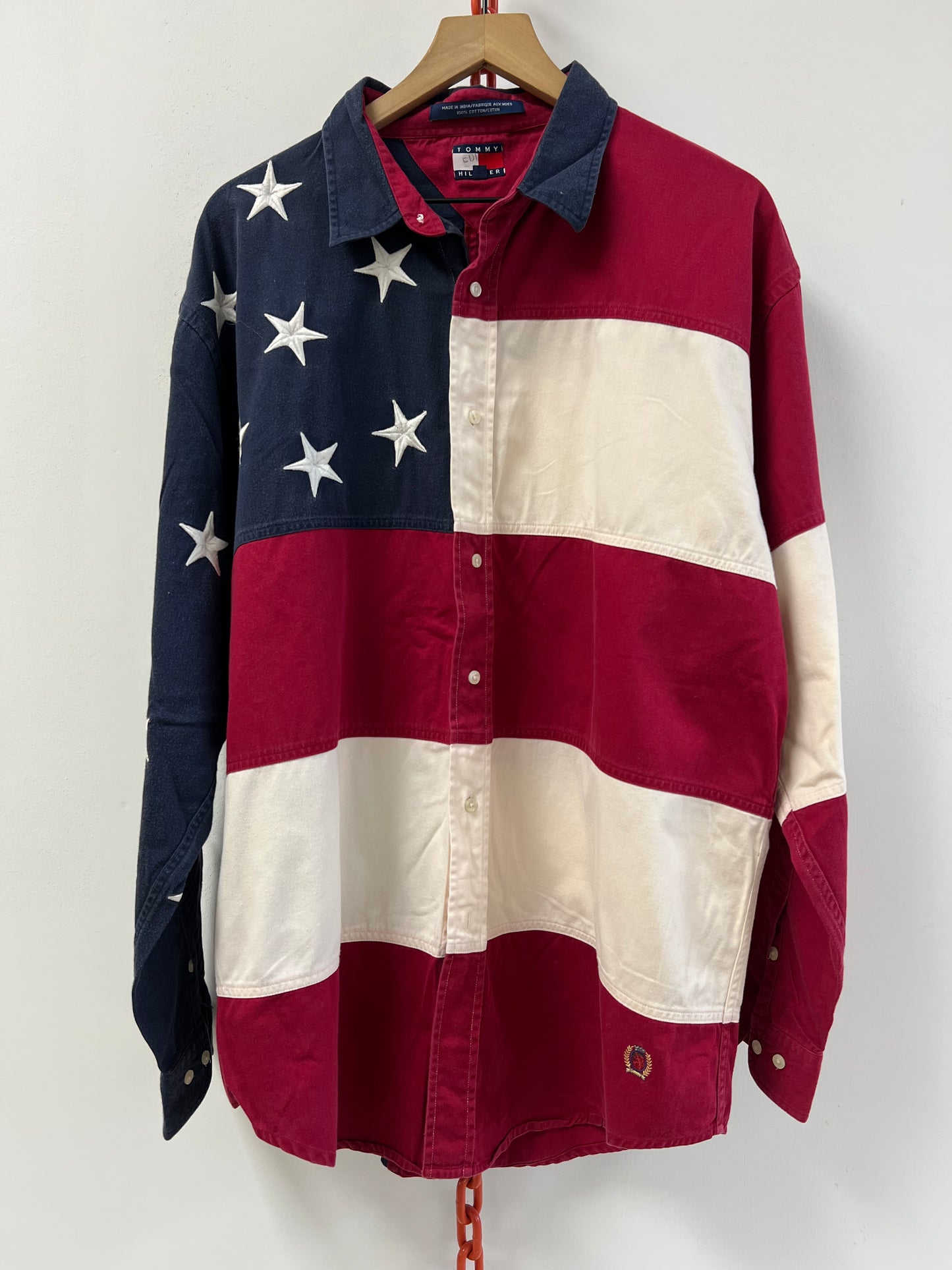 Tommy Hilfiger big flag button up shirt (XL)