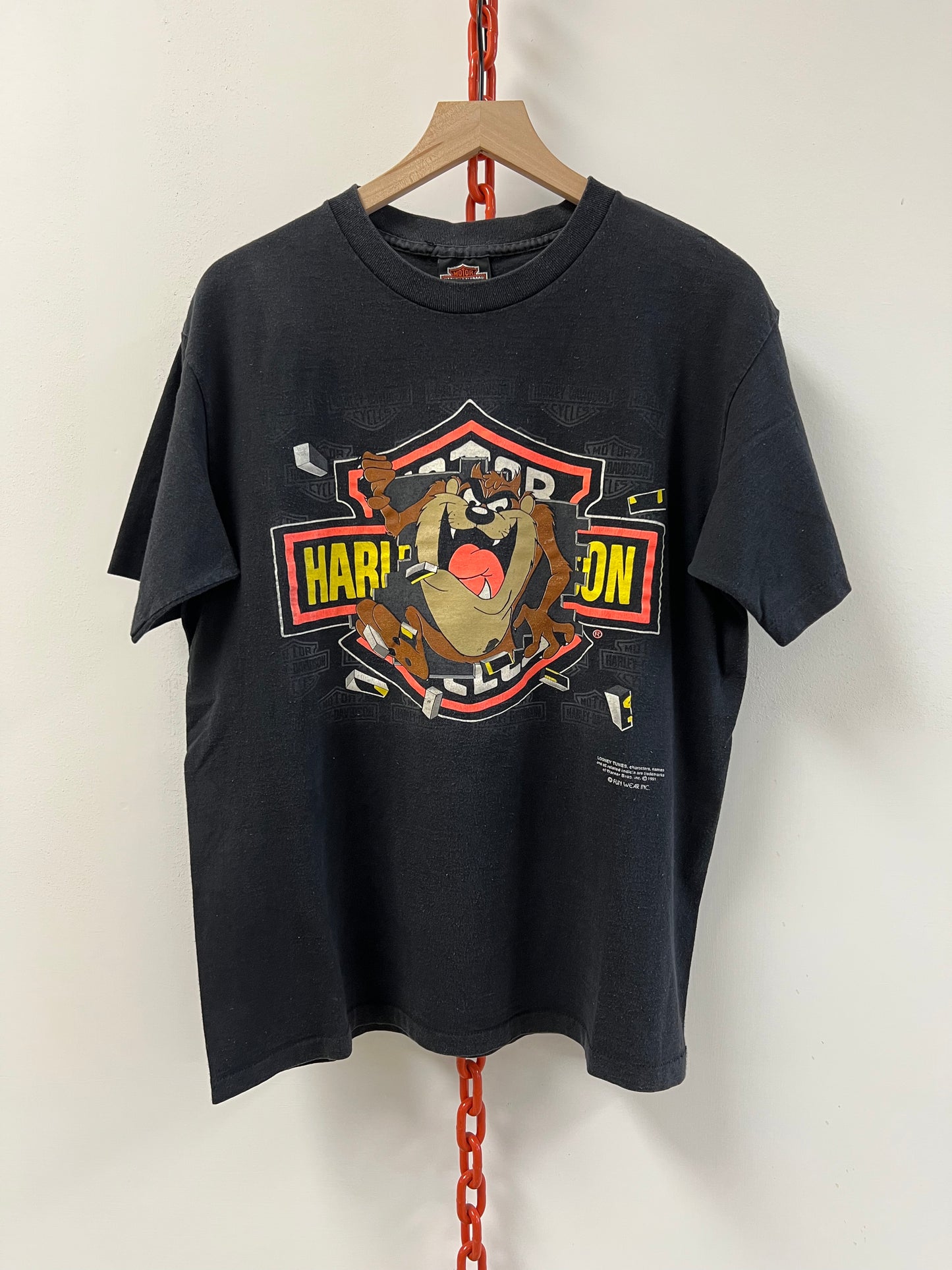 90s Taz Harley Davidson tshirt (L)